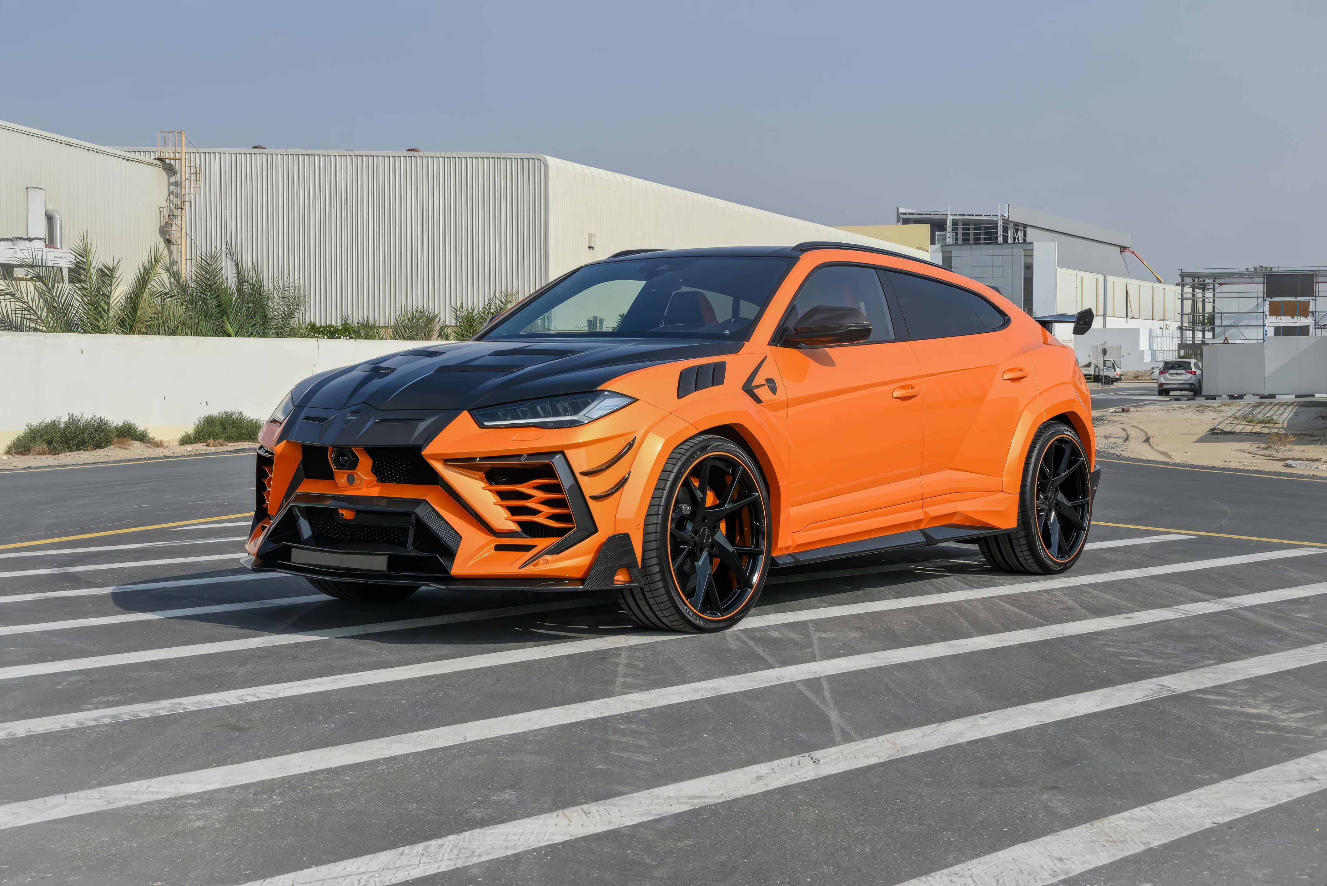 Lamborghini Urus Mansory Orange